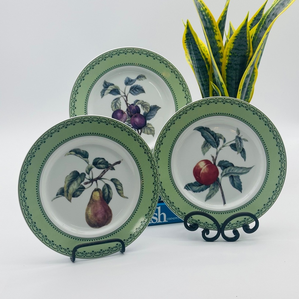 Andrea by Sadek Winterthur Adaptation Fruit Dessert Plates Set of 3 Green 8"